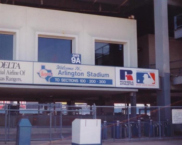Arlington's entranceway - Arlington, Texas